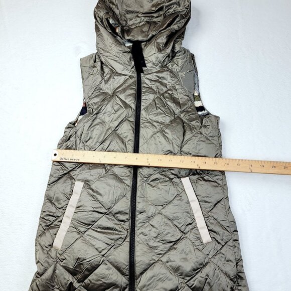 Lululemon Women's Cashew Coast Camo Butter The Fluffiest Puffer Vest Size 4 - Picture 6 of 7